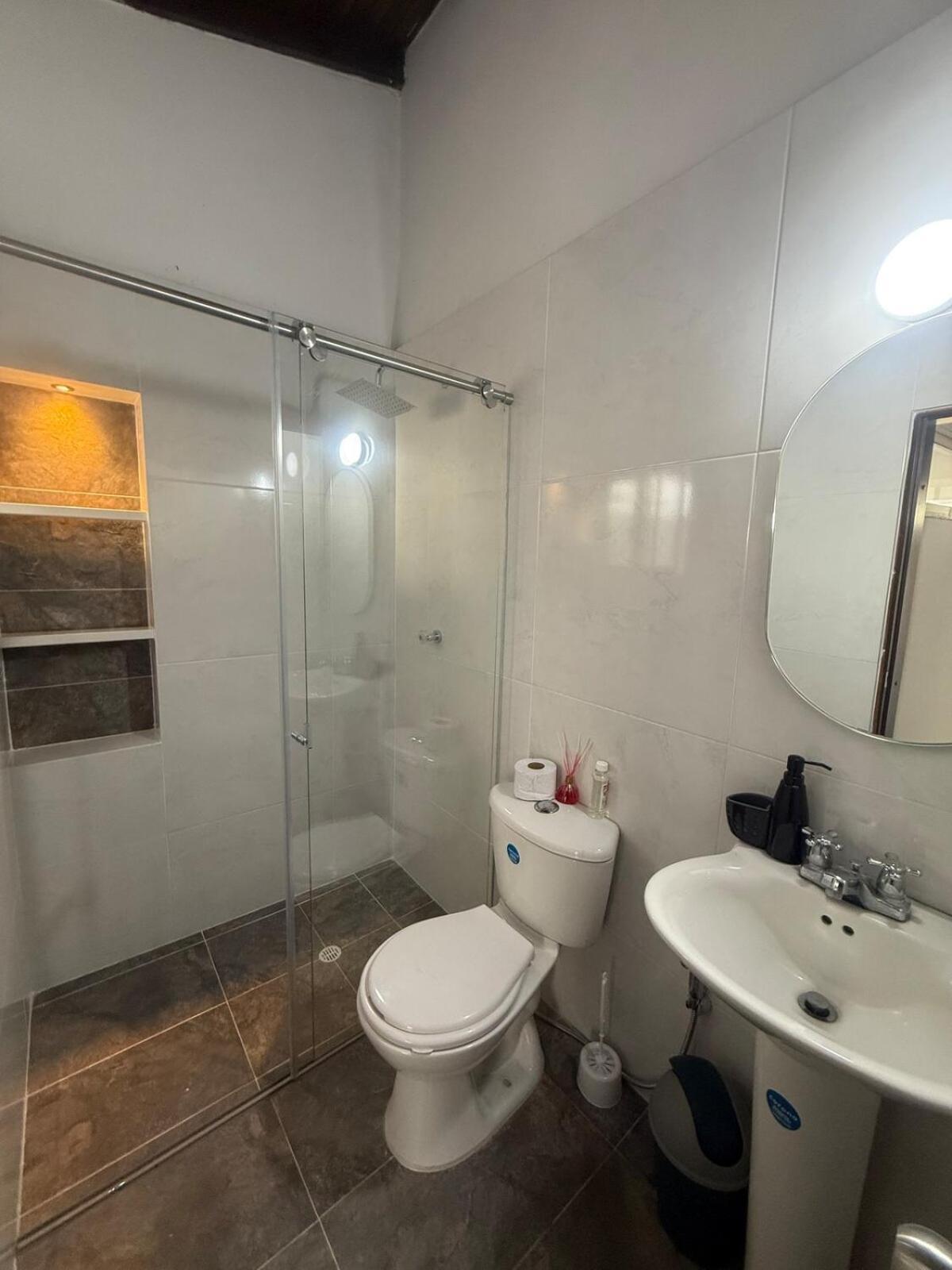Hermosa Habitacion A Una Cuadra Del Ventura Plaza 3 Cucuta Luaran gambar